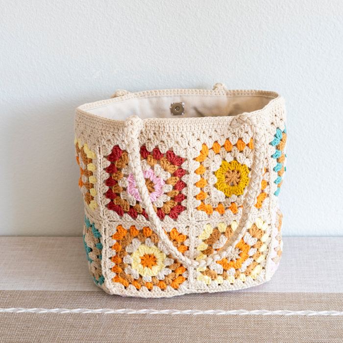 Colorful Floral Granny-Square Crochet Shoulder Tote