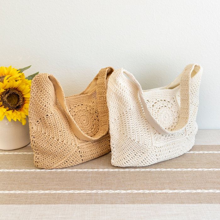 Crochet Shoulder Bag with Medallion Front Pattern