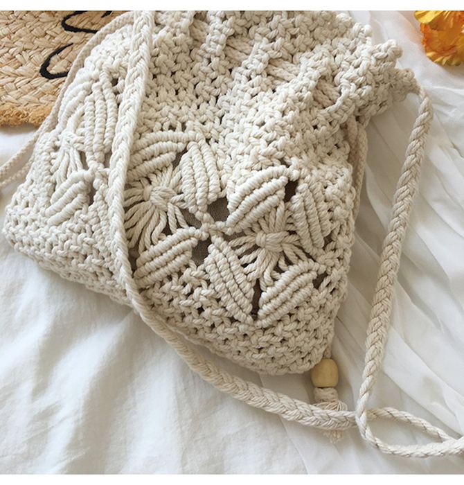 Diamond-Pattern Cotton Macrame Drawstring Shoulder Bag