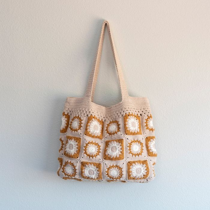 Cream-and-Tan Floral Granny-Square Crochet Tote