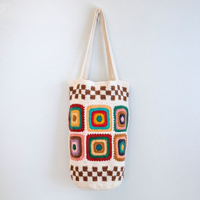 Colorful Granny Square Crochet Tote with Checkered Borders