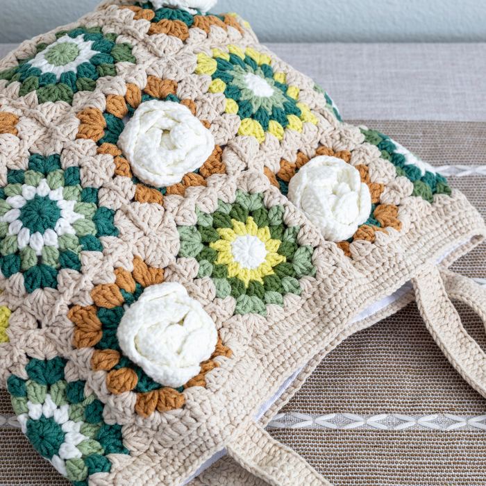 Green Floral Granny-Square Crochet Shoulder Tote
