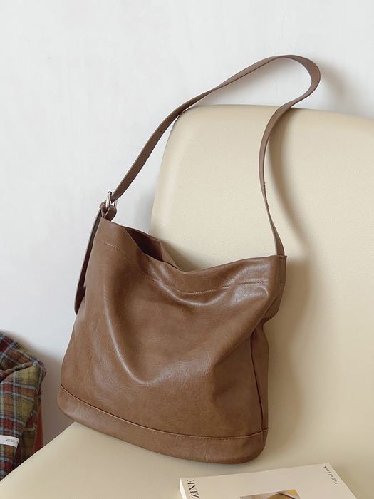 Rounded High Quality Synthetic Leather Bucket Bag