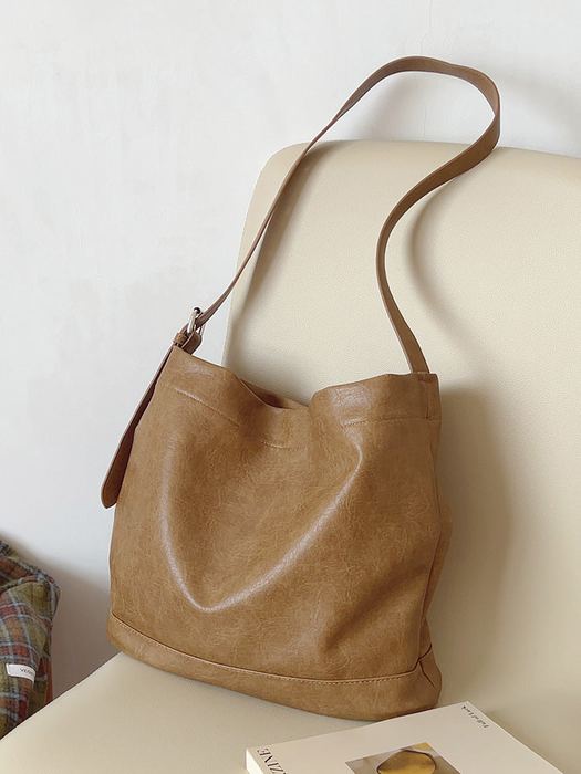 Rounded High Quality Synthetic Leather Bucket Bag