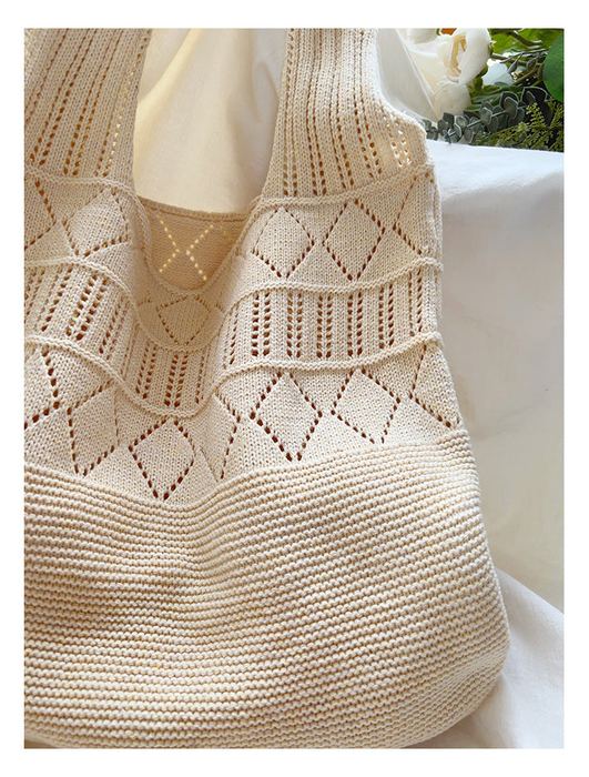 Geometric Cotton Knit Shoulder Tote