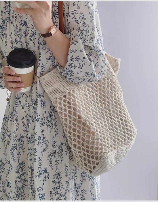 Fishnet Knit Shoulder Tote with Contrast Brown Handles