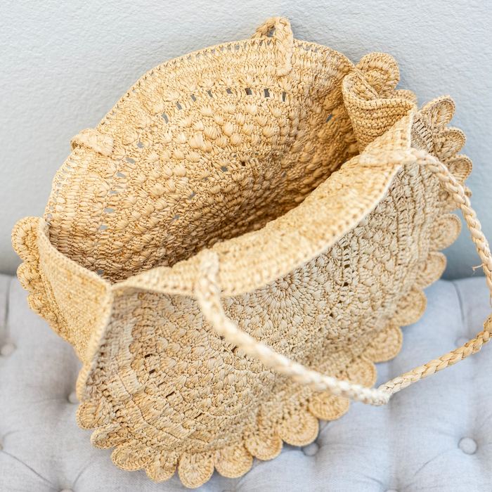 Round Raffia Shoulder Bag with Ruffled Edge