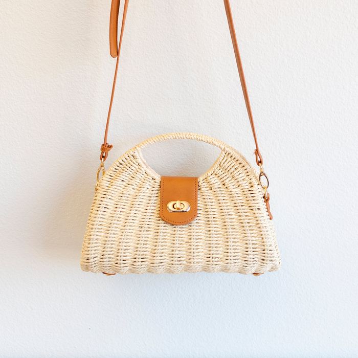 Shell-Shaped Woven Straw Top-Handle Crossbody Bag