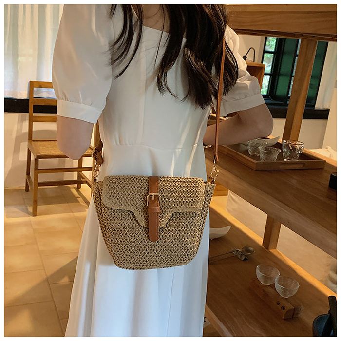 Compact Woven Straw Flap Crossbody Bag