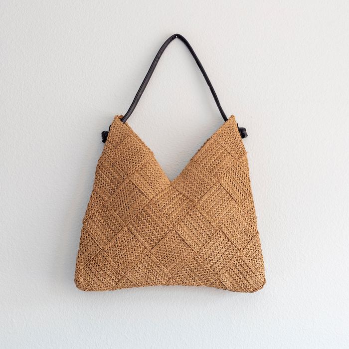 V-Front Woven Straw Hobo Shoulder Bag