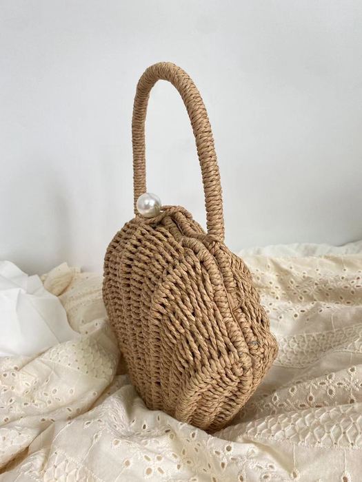 Shell-Shaped Straw Handbag with Rounded Top Handle
