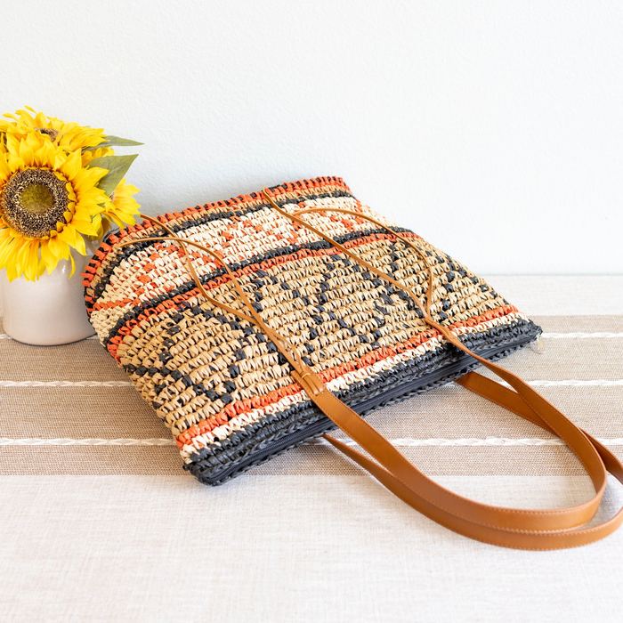 Large Geometric Woven Straw Tote with Zip Closure