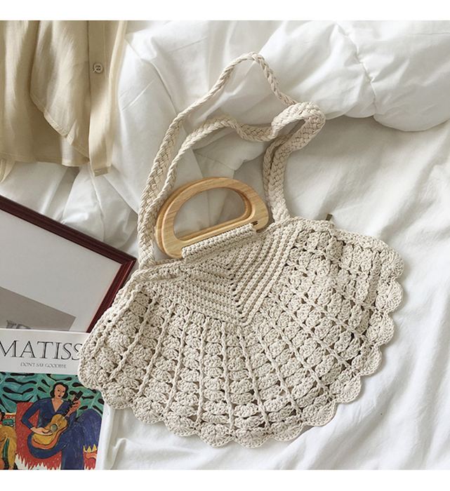 Shell-Shaped Cotton Crochet Handbag with Oval Handles