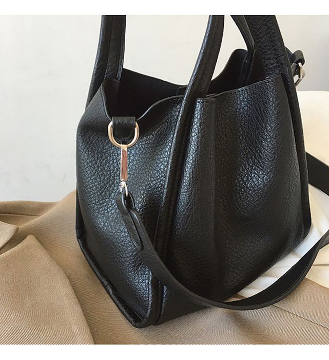 Rounded High Quality Synthetic Leather Bucket Bag with Twin Handles